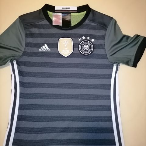 Adidas fotball t-skjorte FIFA 2014