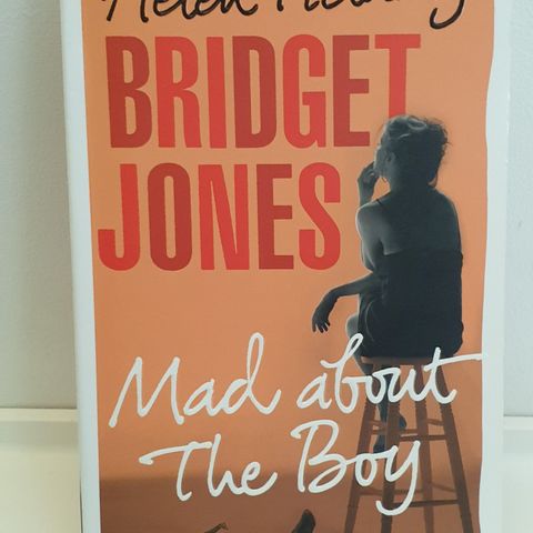 Bok" BRIDGET JONES MAD ABOUT THE BOY"av Helen Fielding