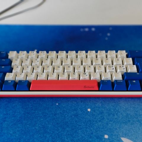 Ducky One 2 Mini Bon Voyage edition - mekanisk tastatur