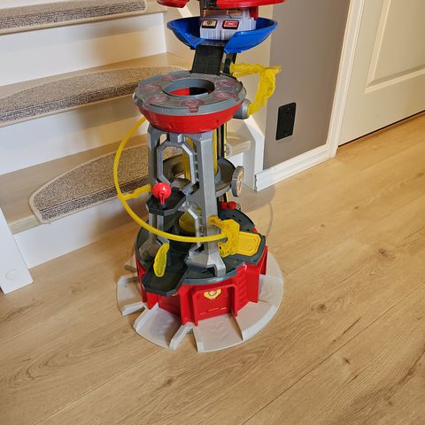 Paw patrol hovedkvarter leketårn