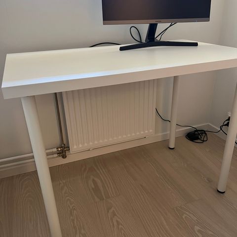 Ikea Linnmon / Adils skrivebord