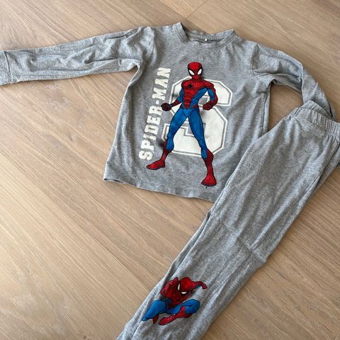 Spiderman pysj str 110