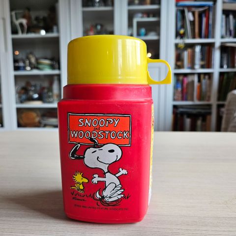 Snoopy thermos