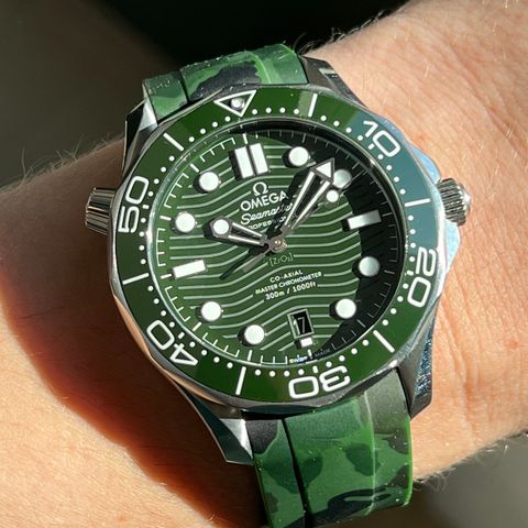 Tempo Mat Green camo strap