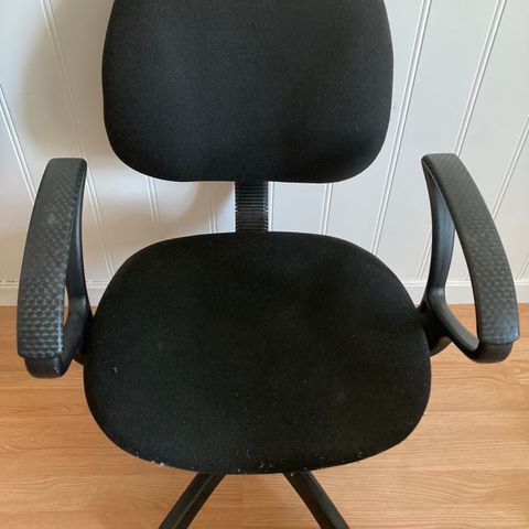 kontorstol eller gaming stol