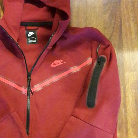 Nike tech fleece jakke str L, som ny