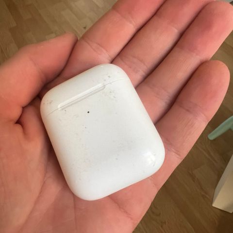 AirPods