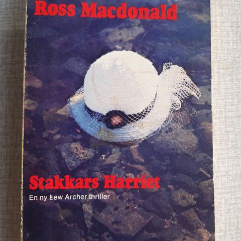 Ross Mac Donald- Stakkars Harriet