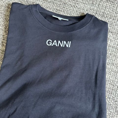 Ganni genser
