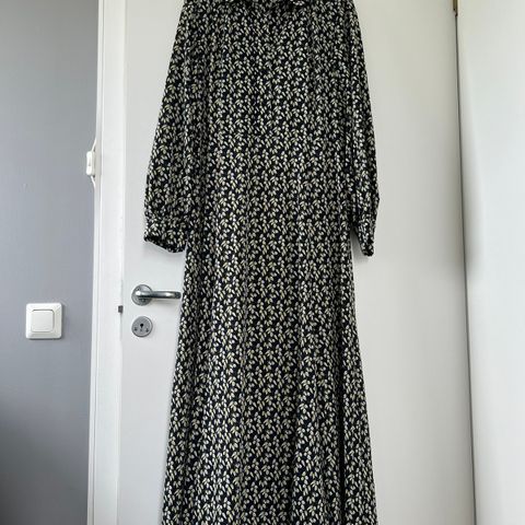 Ubrukt kjole fra Nümph - NÜMPH NUIRIA DRESS str 40