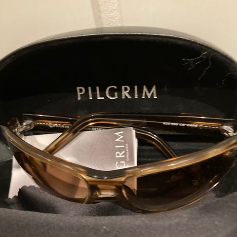 Nydelige PILGRIM solbriller