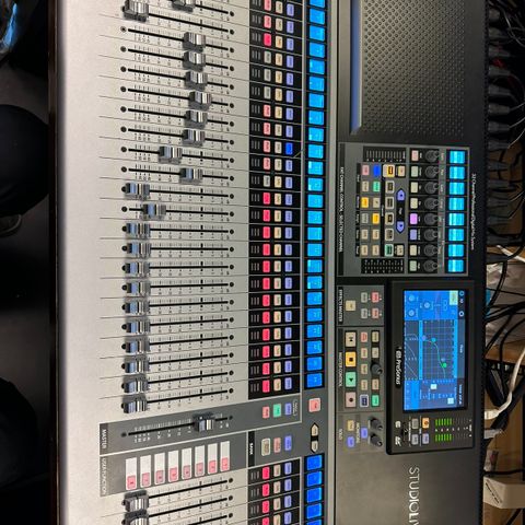 Presonus Studiolive 32s med Rufo Flight