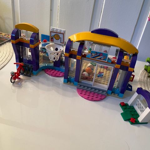 Lego Friends - Heartlake Sports Centre