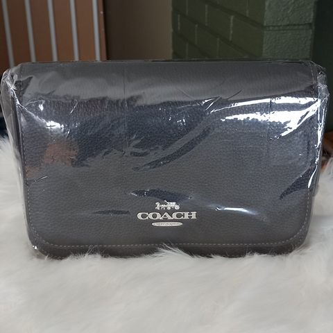 Coach Logan Messenger CH252 (4av4)