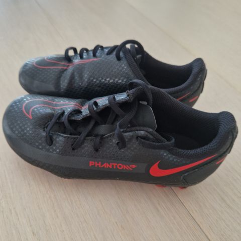 Nike phantom fotballsko str 30