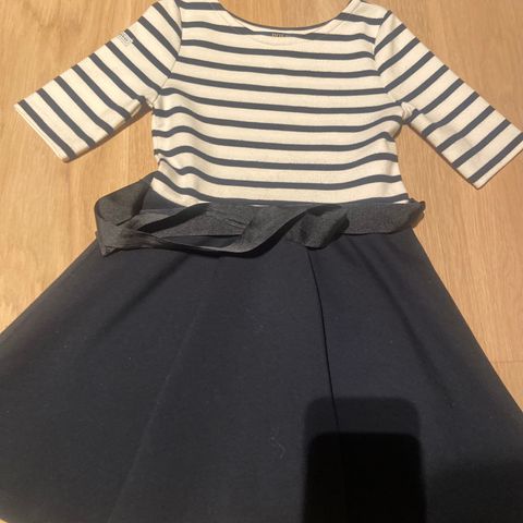 Ralph Lauren kjole til barn selges
