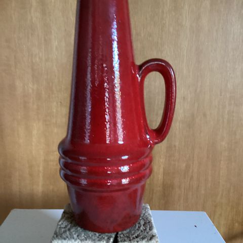 Rød vase West Germany