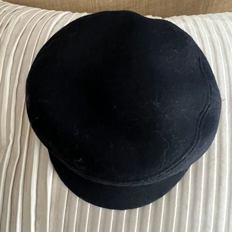dame hatt