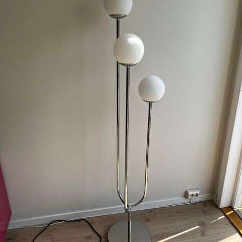 Ikea Simrishamn stålampe