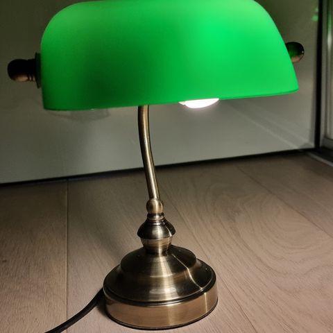 Bankers lampe: Klassisk i grønn glass - i Original Emballasje