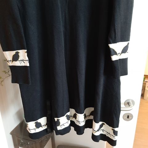 Lang genser / kjole med mønster