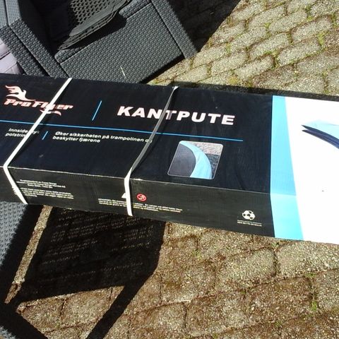 Ny Kantpute til trampoline.