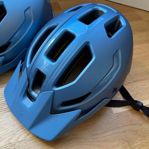 1 Ripper-hjelm fra Sweet Protection med MIPS