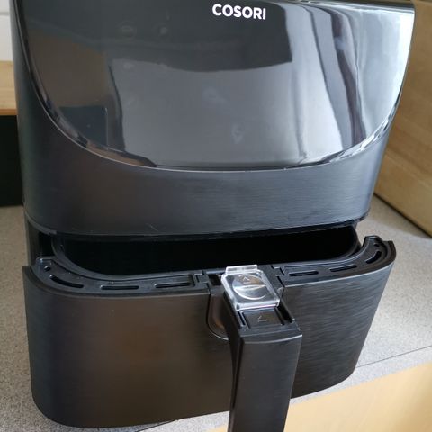 Cosori premium airfryer 5,5L Trenger en ny entusiastisk eier 😊 som Ny