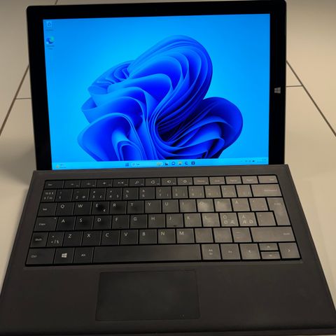 Microsoft Surface Pro 3 (i5, 128gb)