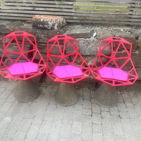 Magis utemøbler 3 stoler, med puter og bord