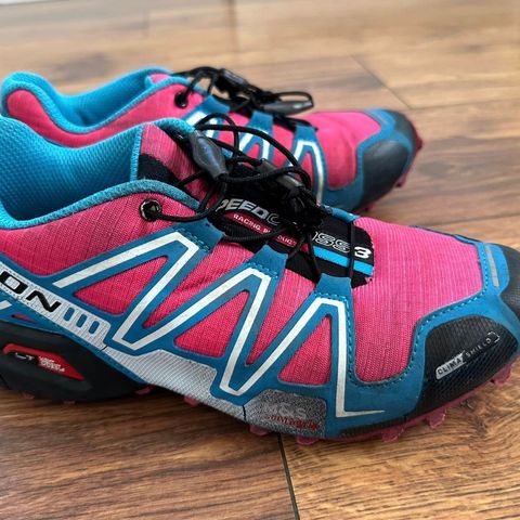 Salomon speedcross 38 (føles som 37-37.5)