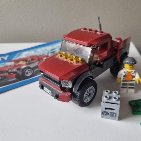 Lego city 60128