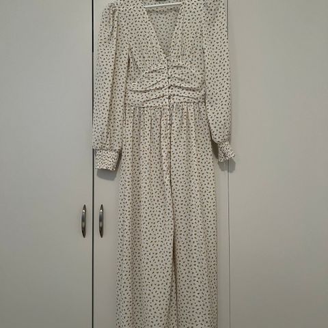Nydelig kjole fra BYIC