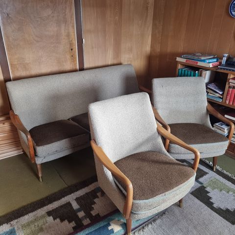 Sofa og to stoler