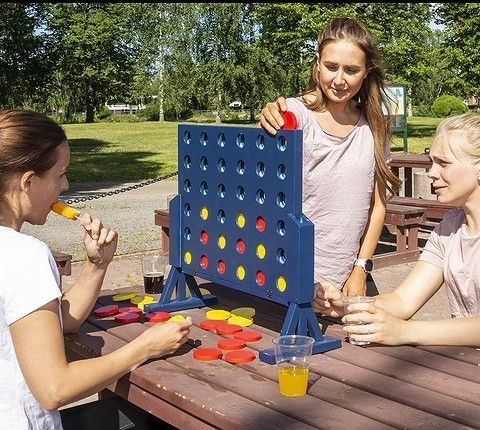 Gigant Stor 4 på rad Spill/Hagespill Utleie