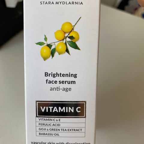 Vitamin C brightening face serum