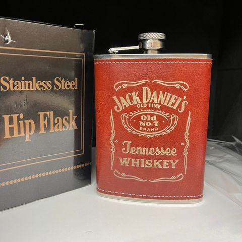 Lommelerke Jack Daniels Whiskey. 8oz (ca 0,25L)