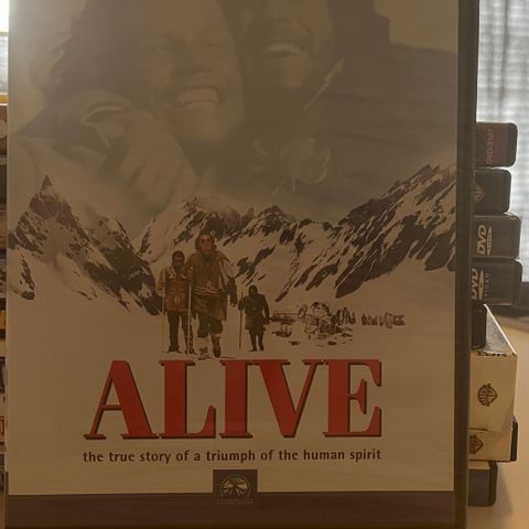 Alive(Ny i Plast)