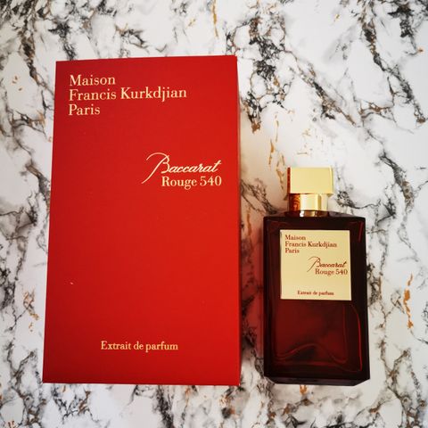 Dekanter: Maison Francis Kurkdjian - Baccarat Rouge 540 Extrait de Parfum