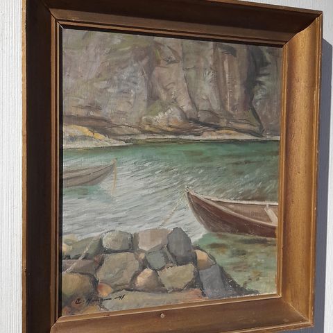 "Fjordlandskap m/robåter", maleri signert C. Hansen, 1948