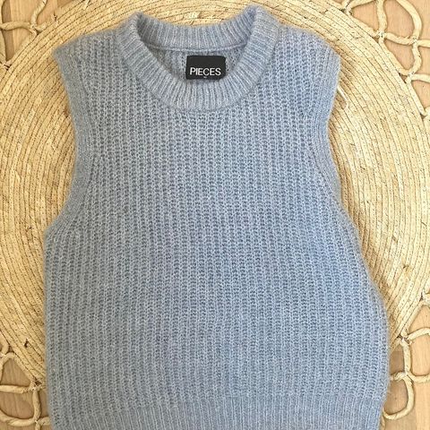 Strikket vest