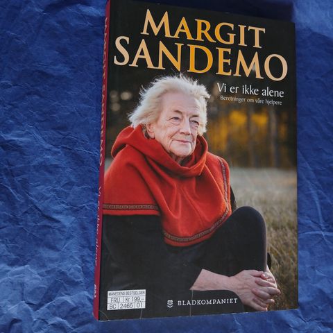 Margit Sandemo: Vi er ikke alene