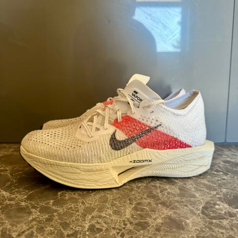 Nike Vaporfly 3 str 41