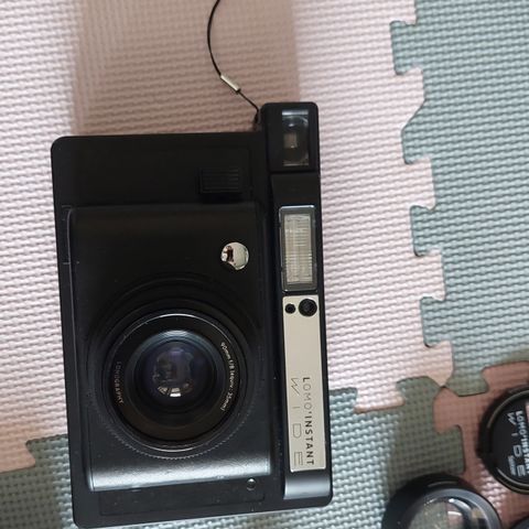 Lomo’Instant Wide Camera & Lenses Black Edition