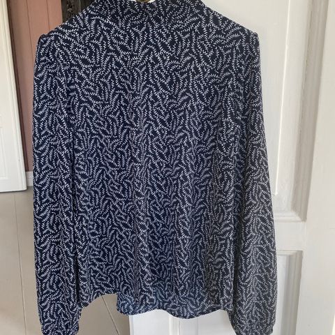 Nydelig jean paul bluse, ubrukt