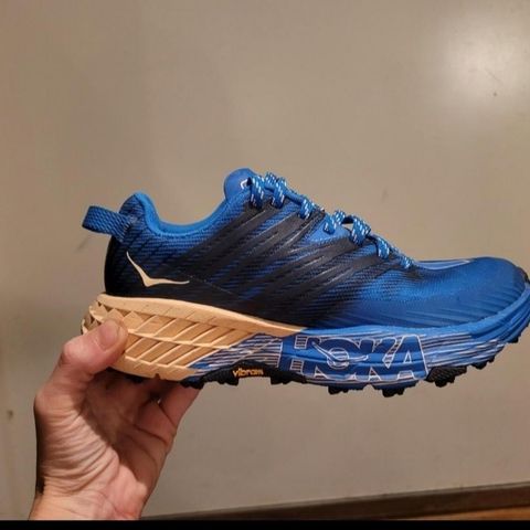 Hoka speedgoat W 36