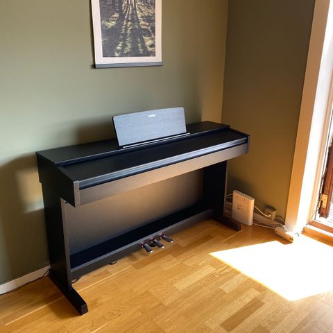Yamaha digitalt piano - svart