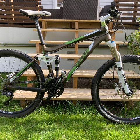 TREK Fuel EX 8