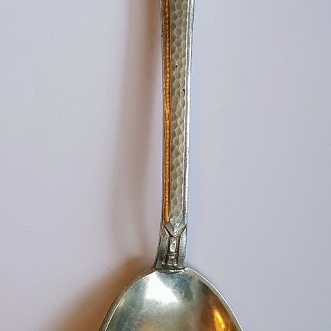 Stor sølvskje fra Thune