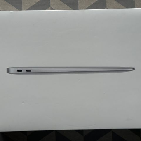 APPLE MACBOOK AIR 2020 M1 MGN63H/A 13" 256 GB STELLARGRÅ